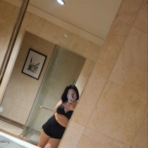 Lovely Manila Escort
