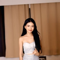 Luna Manila Escort
