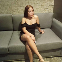 Lyza Smooci model
