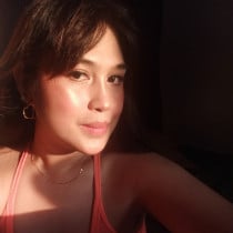 Mae Manila Escort