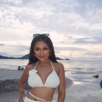 Mila ☺️🍻 Smooci model