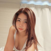 Mina Smooci model