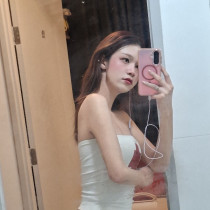 Nami Smooci model