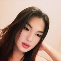 Nicole Manila Escort