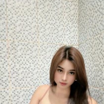 Novita Smooci model