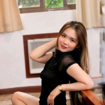 Onika Smooci model