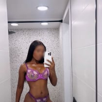 Penny Smooci model