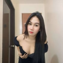 Phia Manila Escort