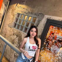 Pratiwi Bali Escort