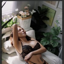 Priya Bangkok Escort
