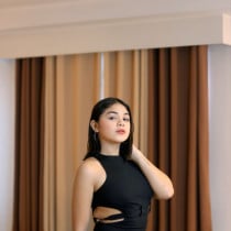 Santina Manila Escort