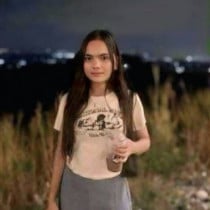 sanya Smooci model
