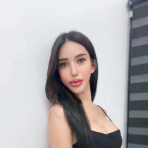 Selina Manila Escort