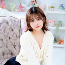 Shiho Yoshikawa Smooci model