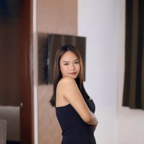 Shy Manila Escort