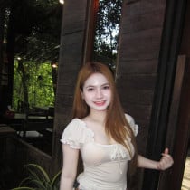 SINTIA Jakarta Escort