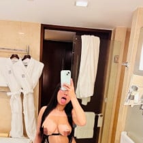 Summer Manila Escort