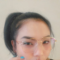 Suzy Smooci model