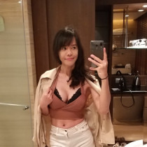 Tanyaa Bangkok Escort