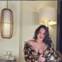 Tiffanni Bangkok Escort