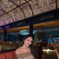 Vivian Bangkok Escort