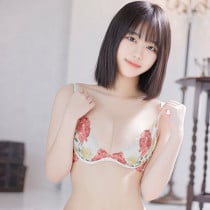 Yayoi Suzuka Smooci model