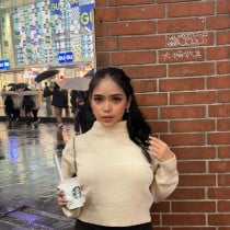 YensyDior Smooci model