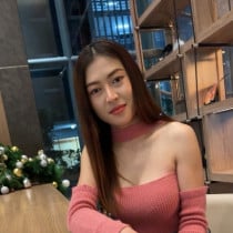 Yuri Bangkok Escort