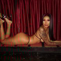 Zinqueen Smooci model